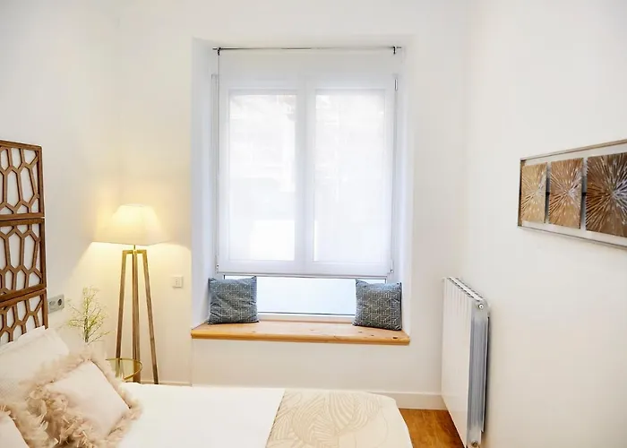 Prim By Luxe Con Aire Condicionado Apartman *