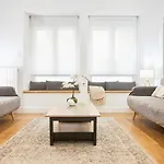 Prim By Luxe Con Aire Condicionado Апартаменты